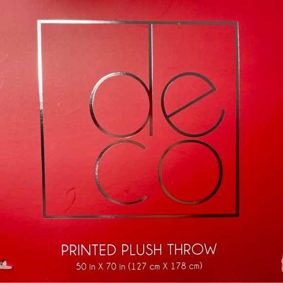 DECO plush throw blanket with donut hearts - Picture 9 of 9